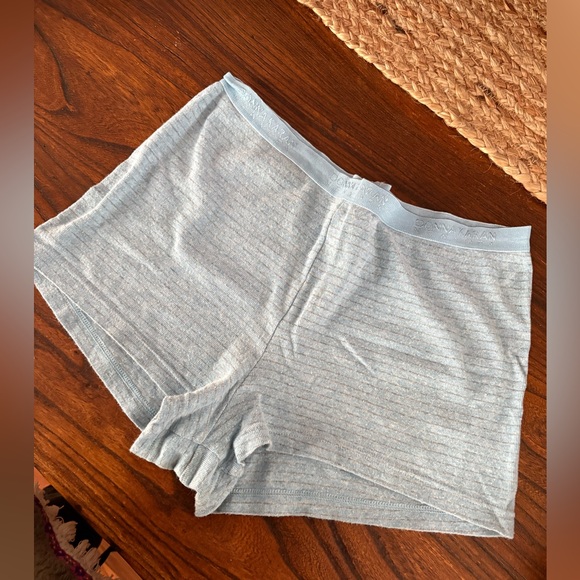 ▪️DONNA KARAN Lounge/Sleep Shorts - Picture 2 of 5